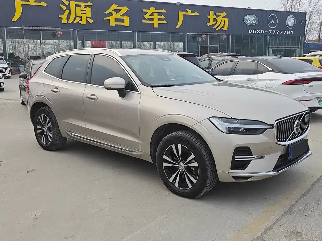Volvo XC60 — фото 2