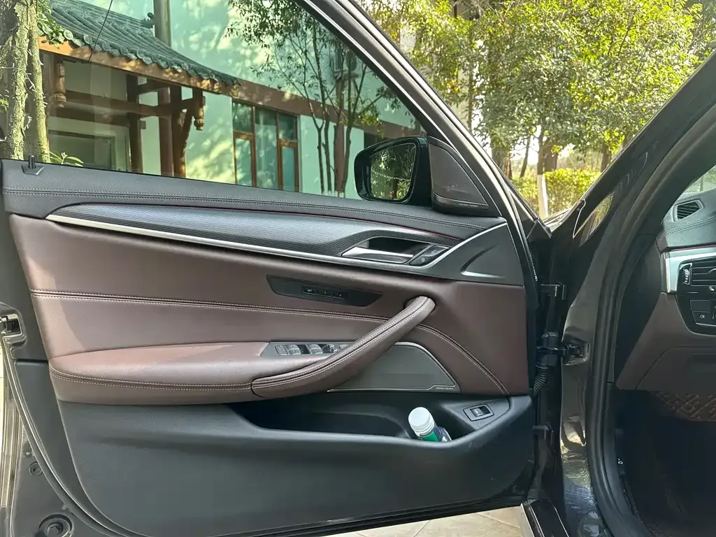 BMW 5 Series (Import) — фото 10