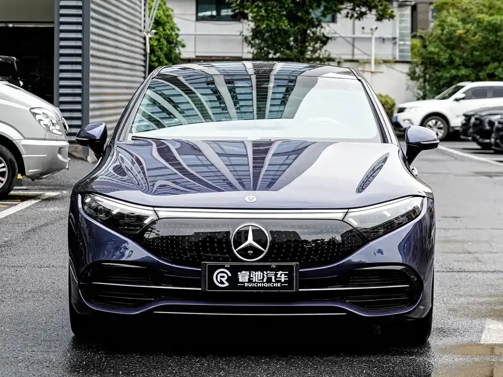 Mercedes-Benz EQS — фото 9