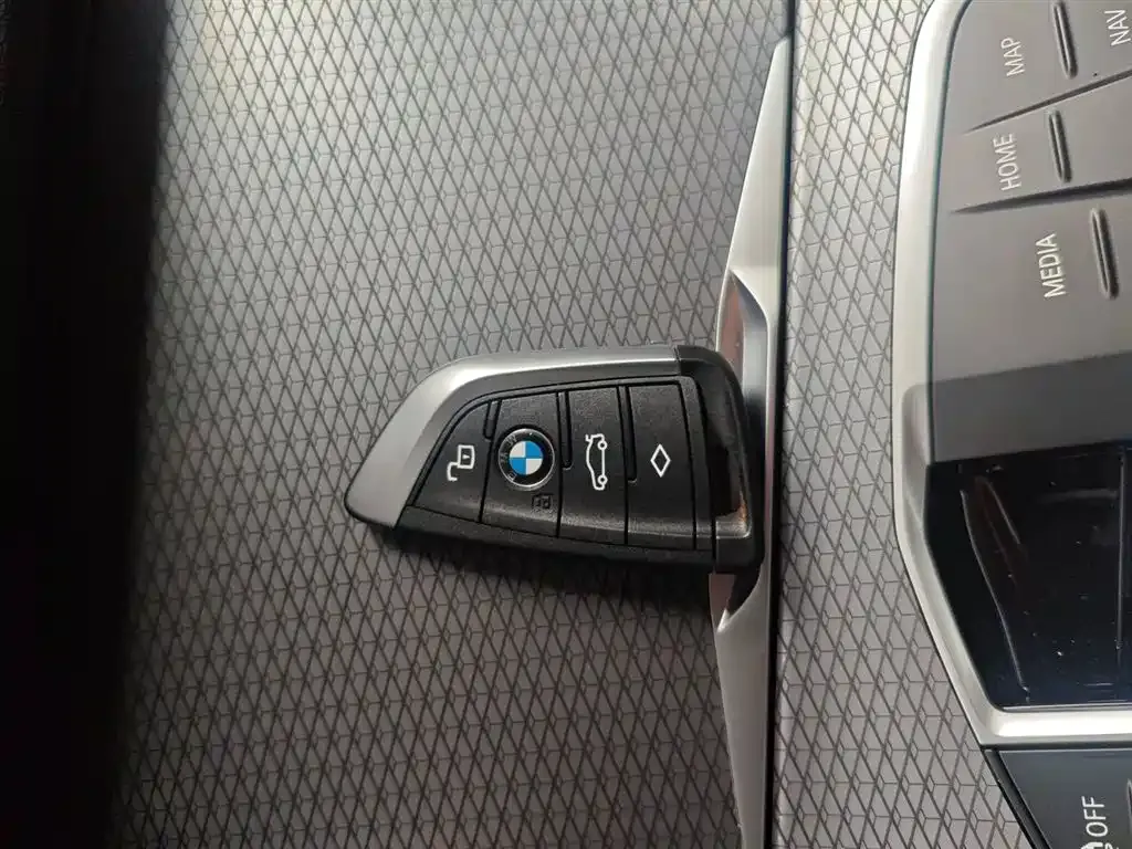BMW i3 — фото 4