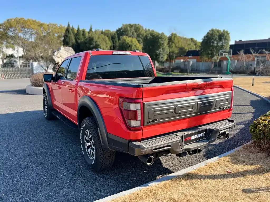 Ford F-150 Raptor — фото 9