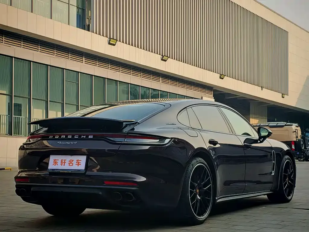 Porsche Panamera — фото 9