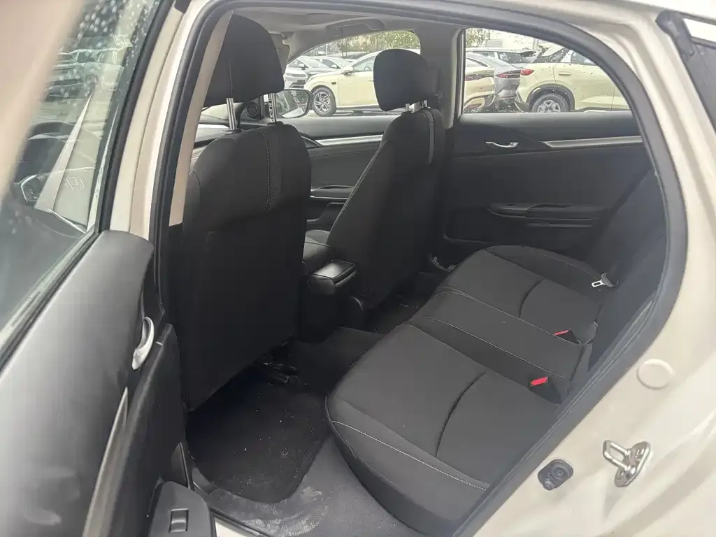 Honda Civic — фото 2
