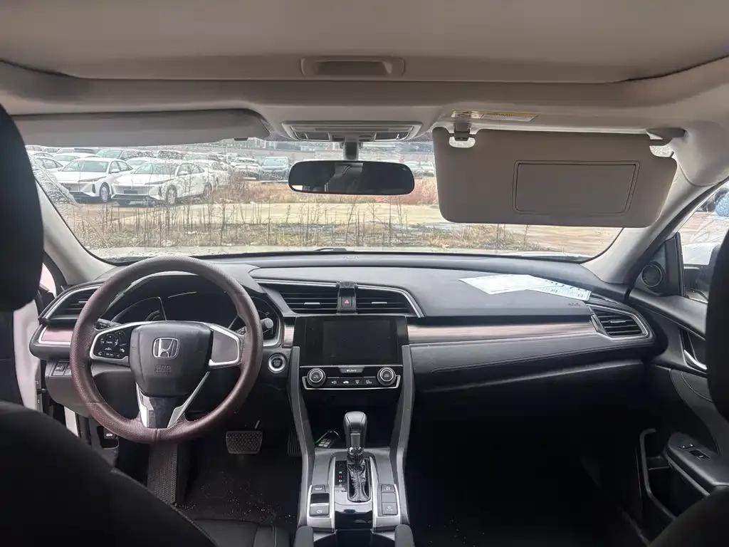 Honda Civic — фото 4