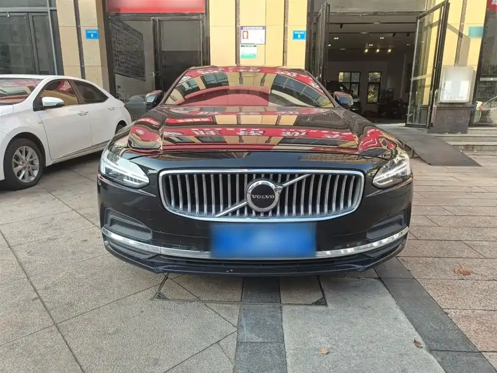 Volvo S90 — фото 8