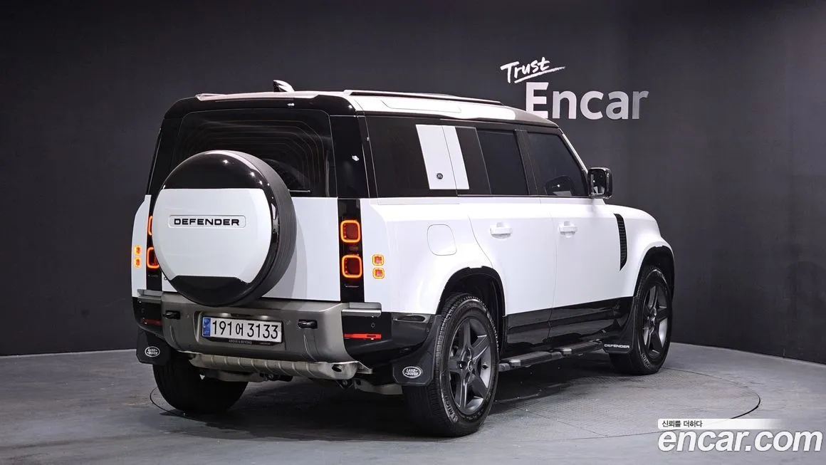 Land Rover Defender — фото 6