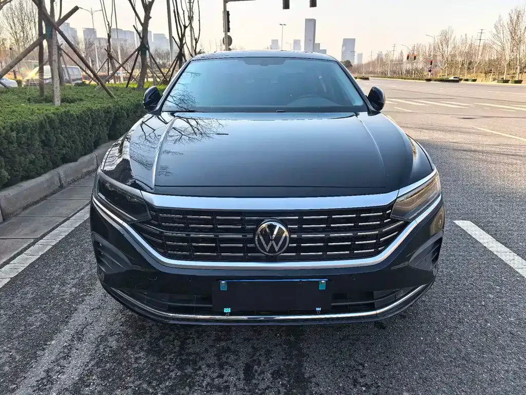 Volkswagen Passat — фото 5