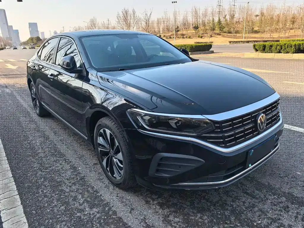 Volkswagen Passat — фото 4
