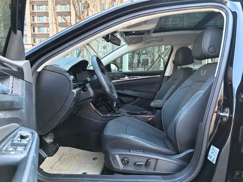 Volkswagen Passat — фото 6