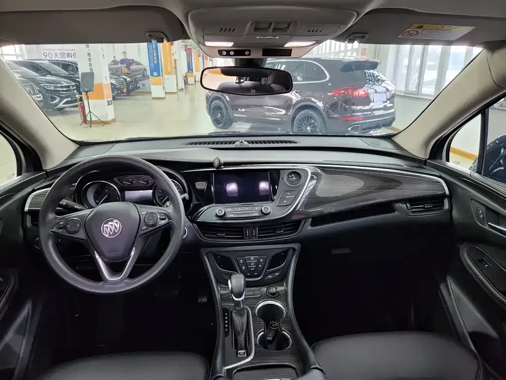 Buick Envision Plus — фото 8
