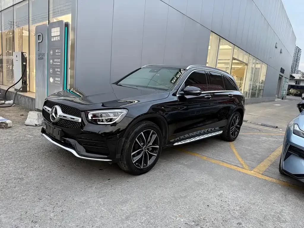 Mercedes-Benz GLC — фото 1