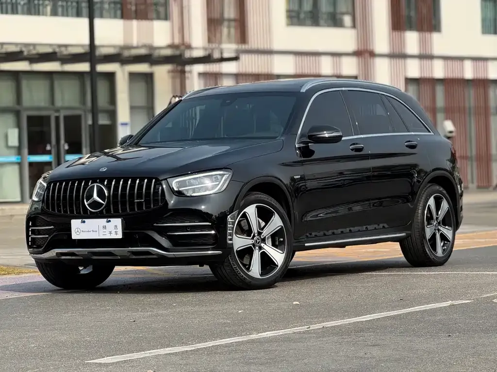 Mercedes-Benz GLC — фото 1