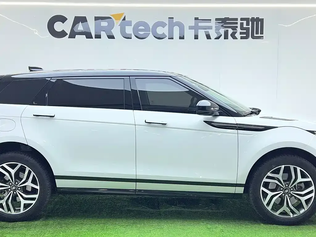 Land Rover Evoque — фото 6