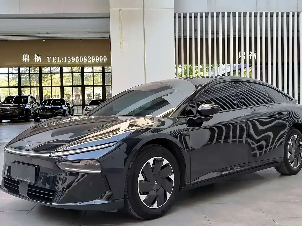 XPeng P7+ — фото 1