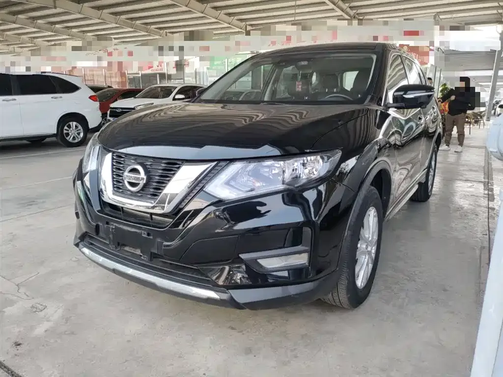 Nissan X-Trail — фото 8