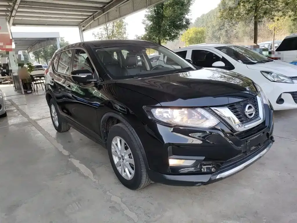 Nissan X-Trail — фото 4