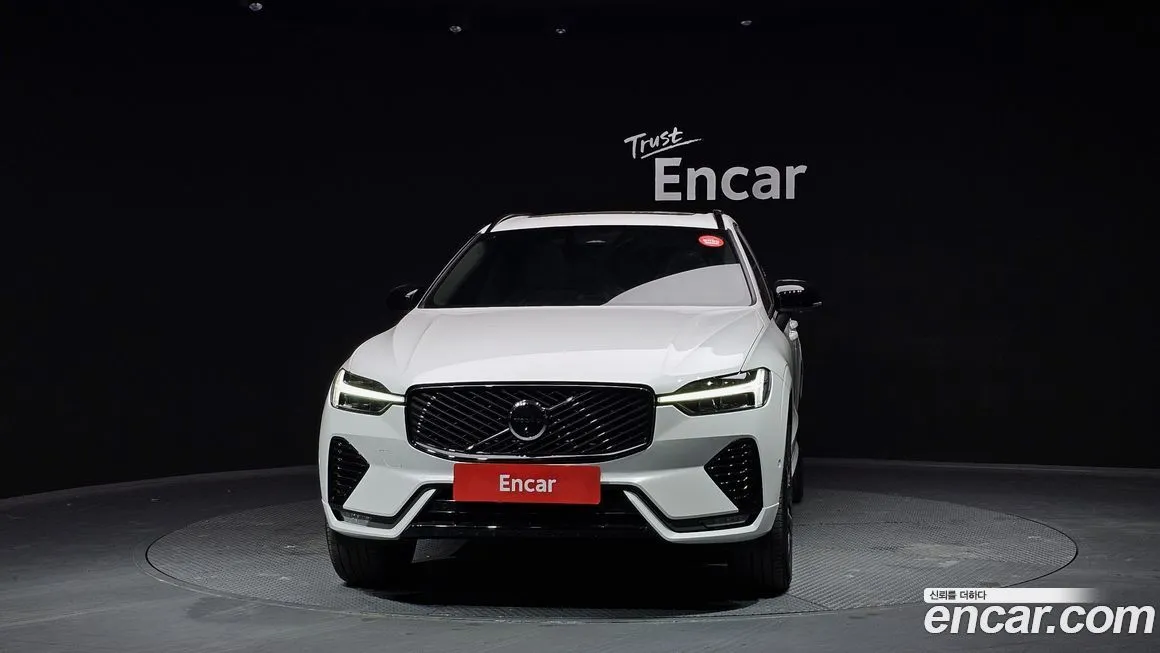 Volvo XC60 — фото 4