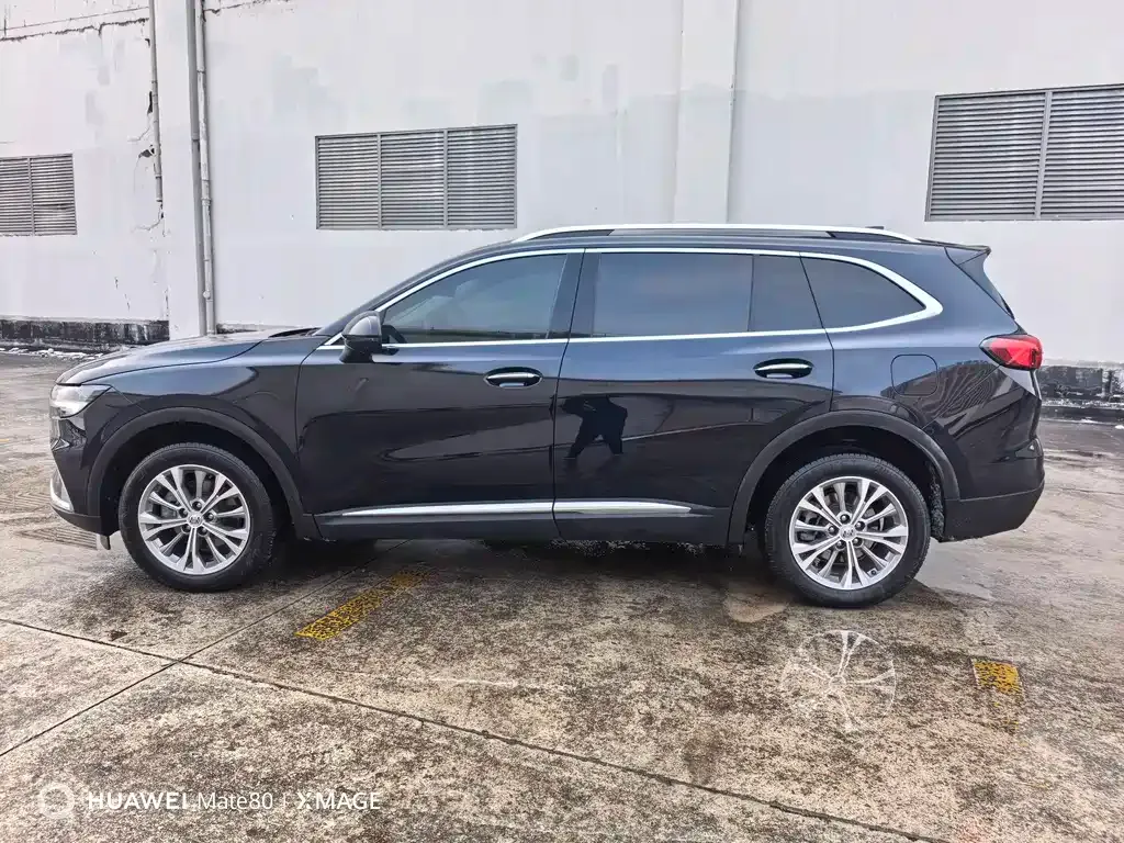 Buick Envision Plus — фото 7
