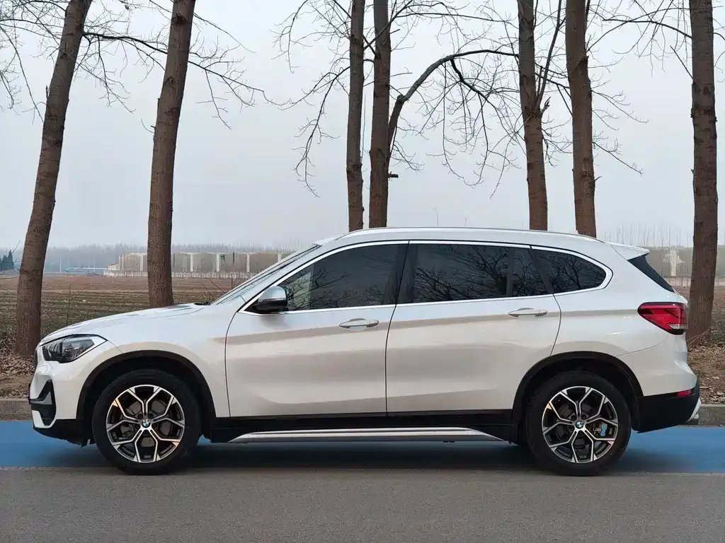 BMW X1 — фото 3