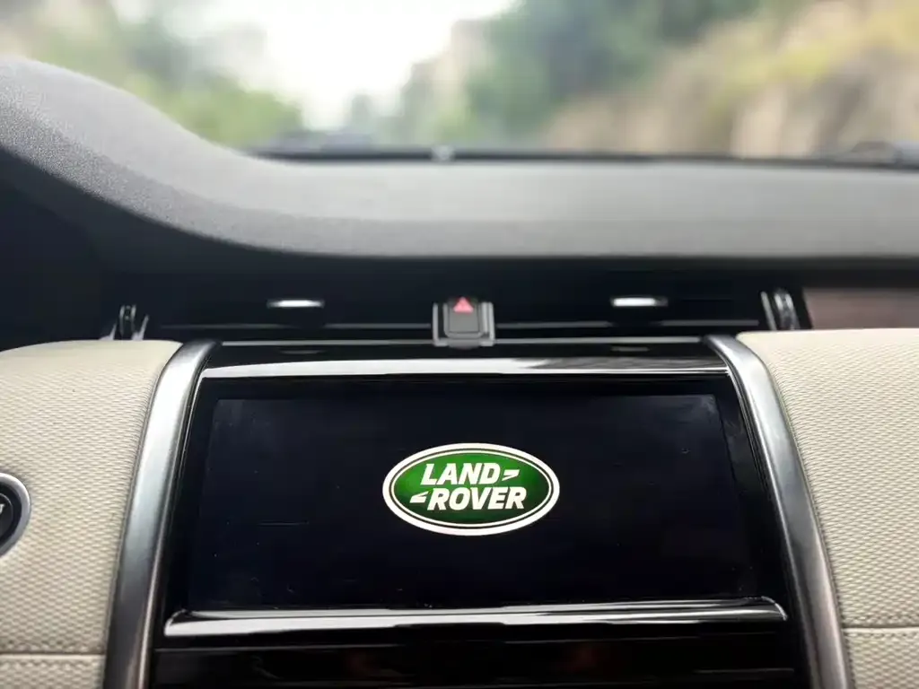 Land Rover Discovery Sport — фото 3