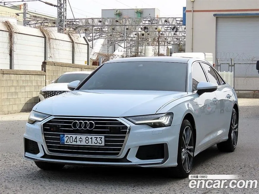 Audi A6 — фото 1