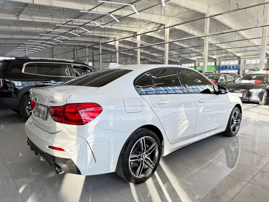 BMW 1 Series — фото 10