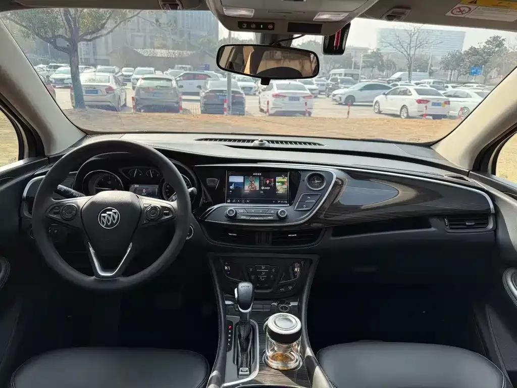 Buick Envision Plus — фото 5