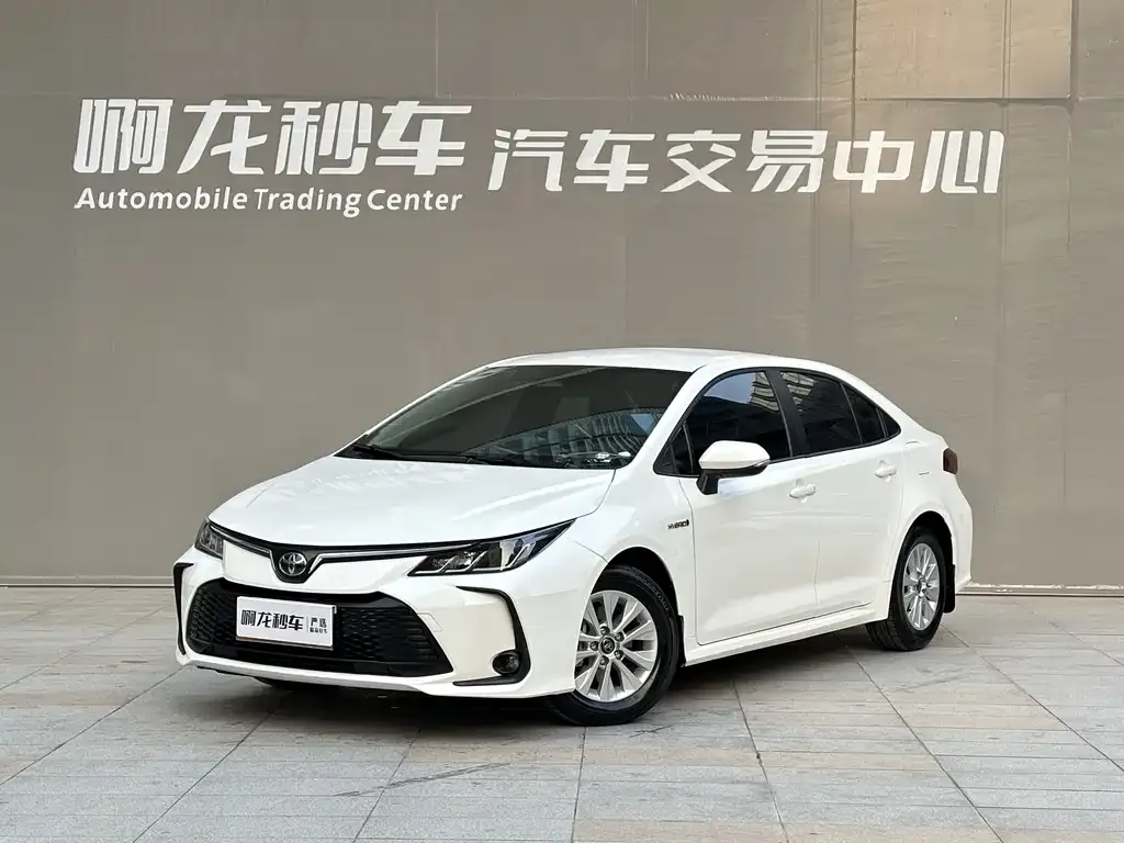 Toyota Corolla — фото 1