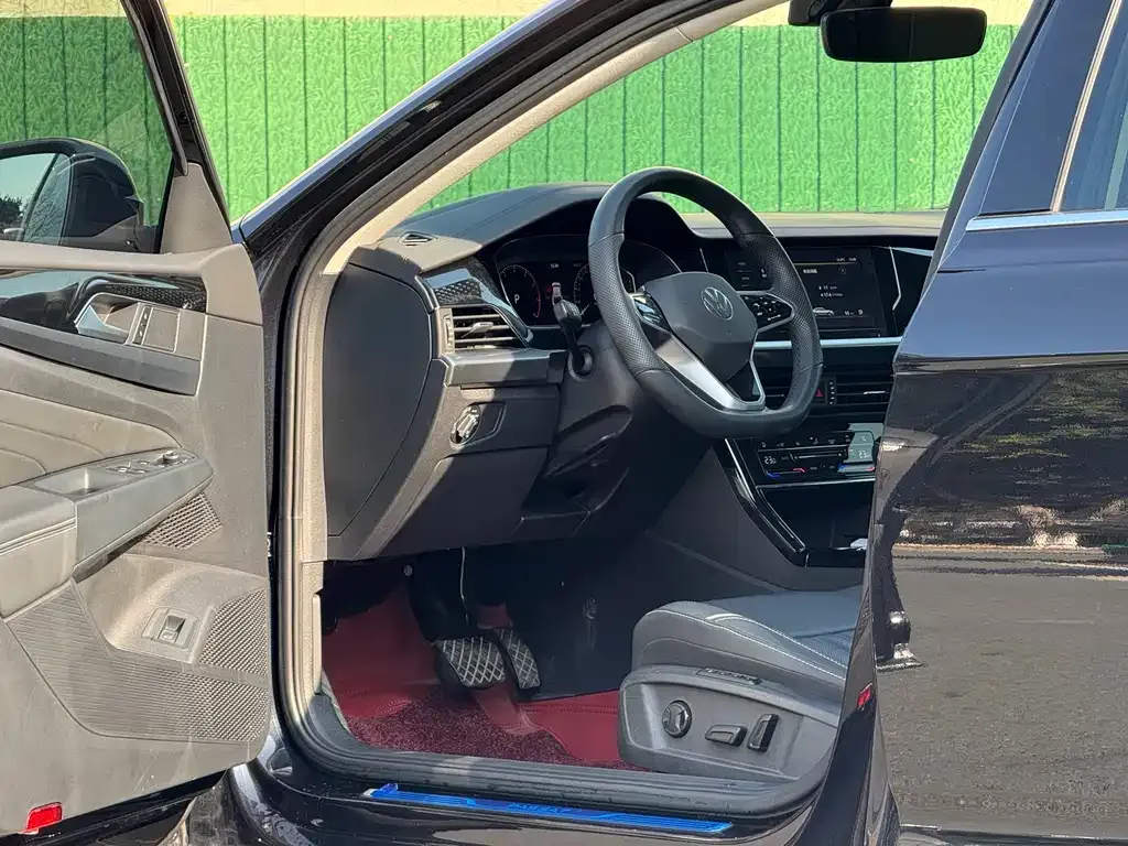 Volkswagen Passat — фото 4