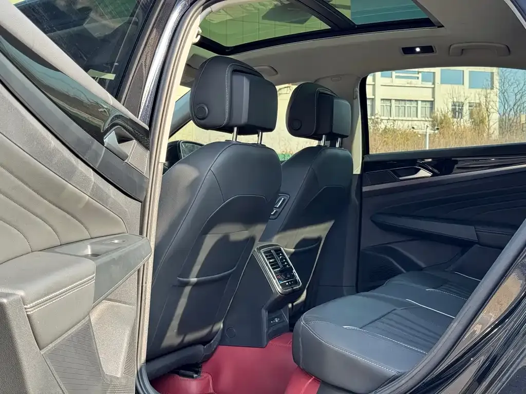 Volkswagen Passat — фото 3