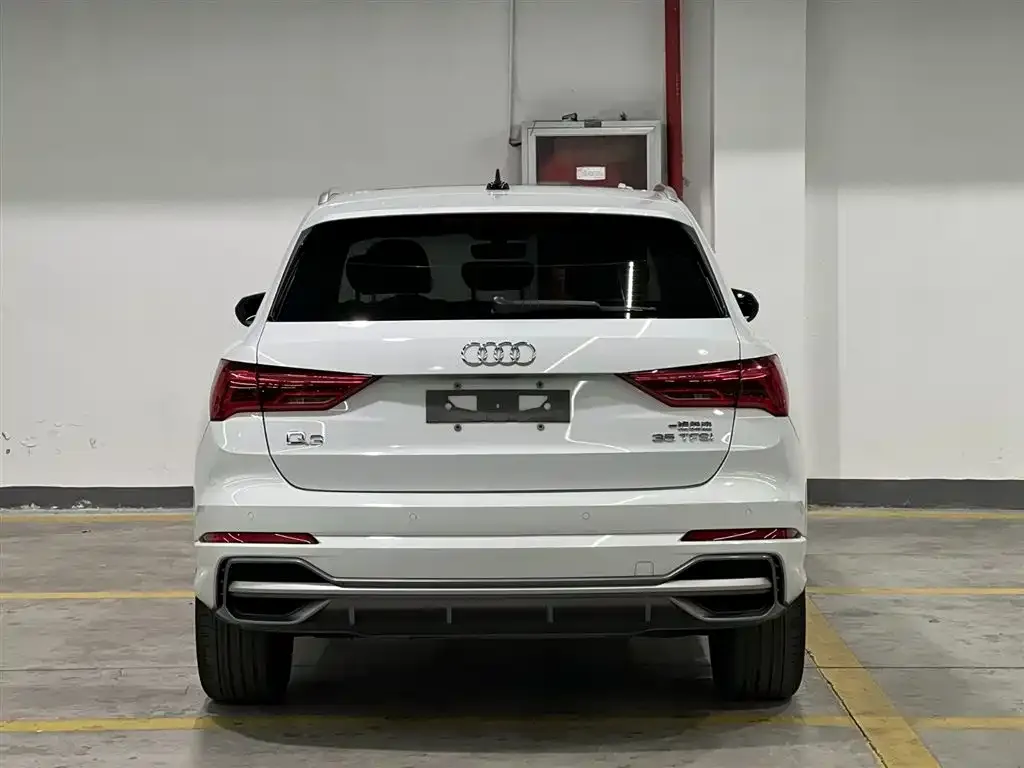 Audi Q3 — фото 3
