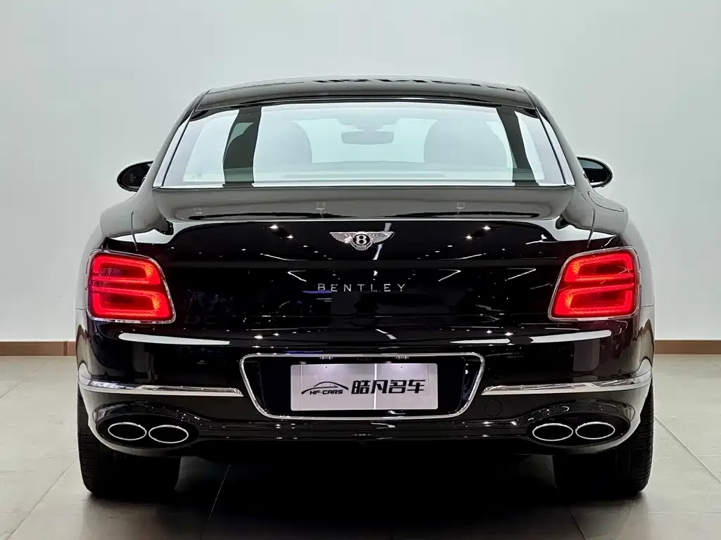 Bentley Flying Spur — фото 7