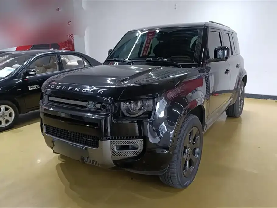 Land Rover Defender — фото 1