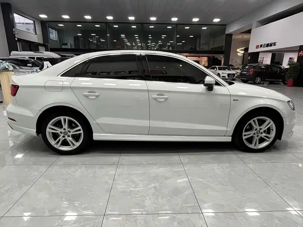 Audi A3 — фото 10