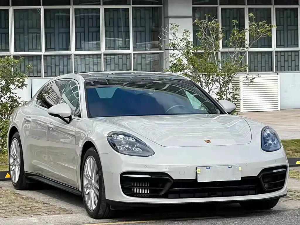 Porsche Panamera — фото 9