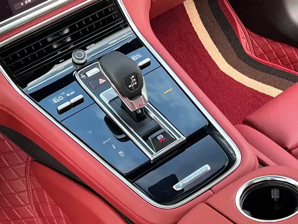 Porsche Panamera — фото 10