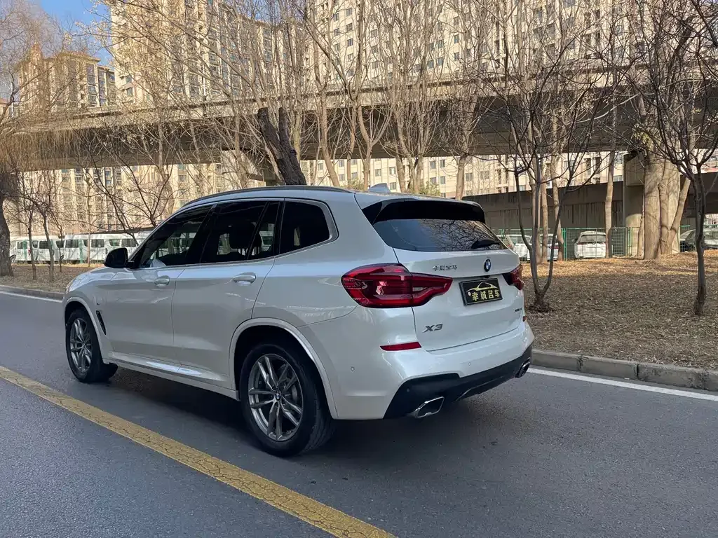 BMW X3 — фото 10