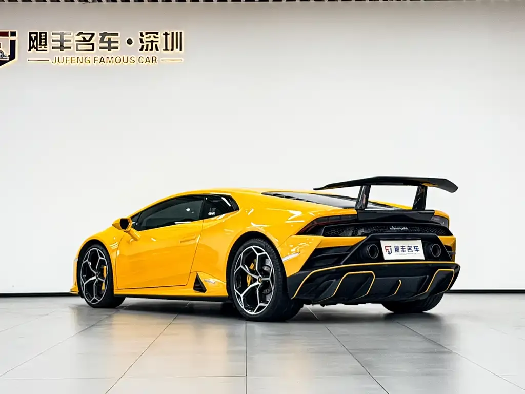 Lamborghini Huracan — фото 7