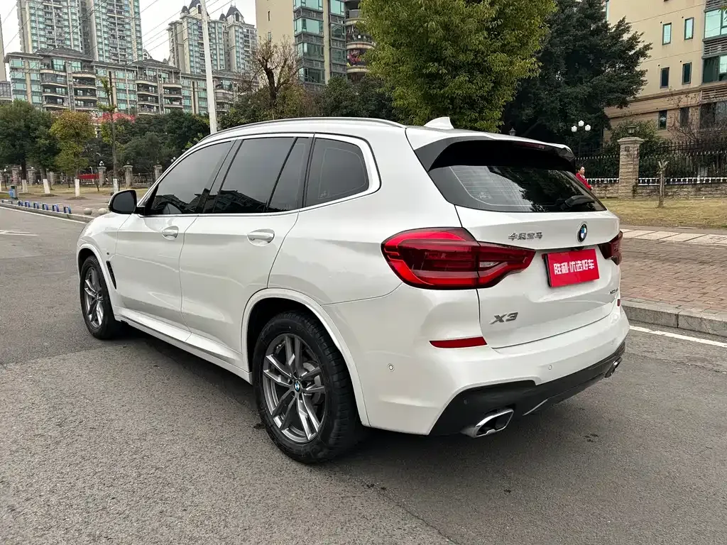 BMW X3 — фото 5