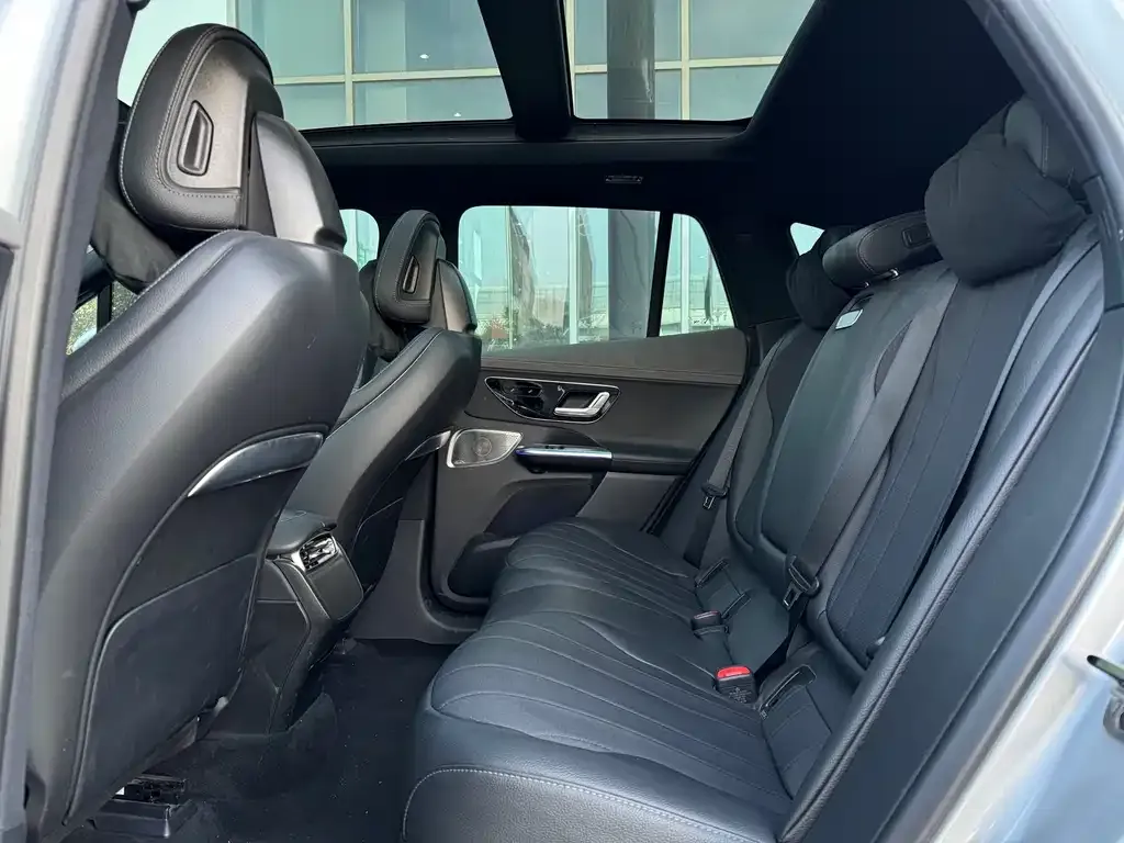 Mercedes-Benz EQE SUV — фото 10