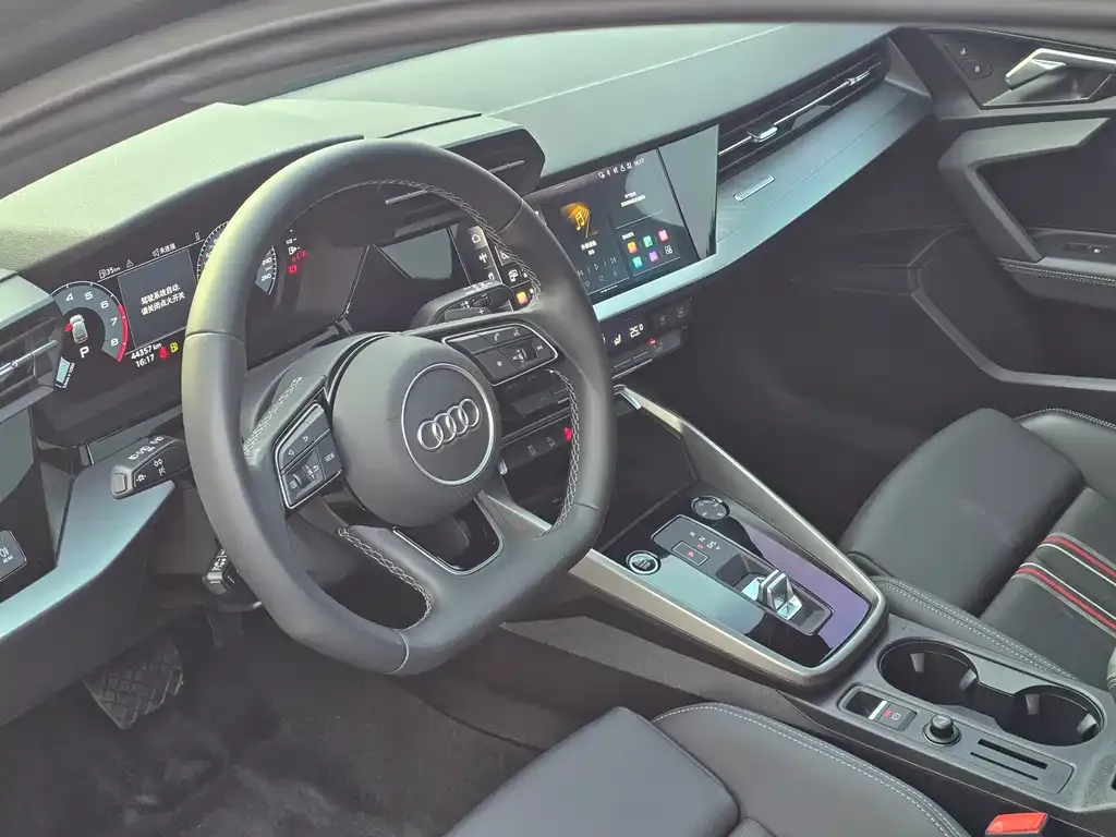 Audi A3 — фото 3