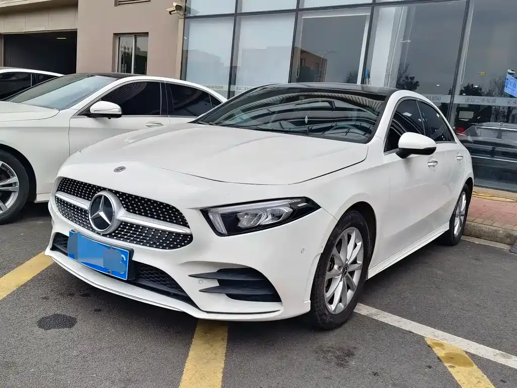Mercedes-Benz A-Class — фото 1