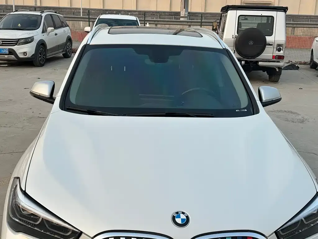 BMW X1 — фото 2