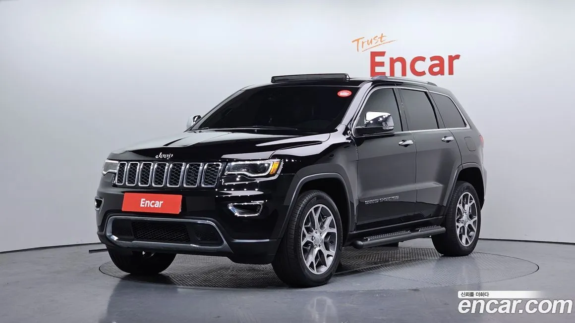 Jeep Cherokee — фото 1