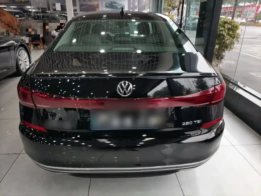 Volkswagen Passat — фото 4