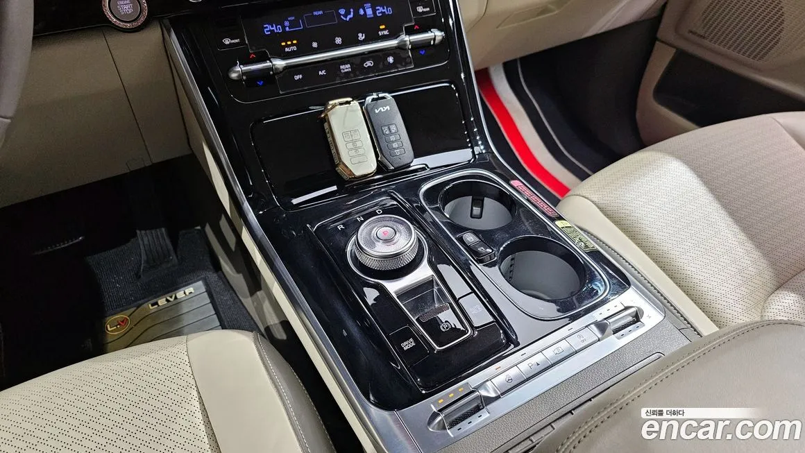 Kia Carnival — фото 10