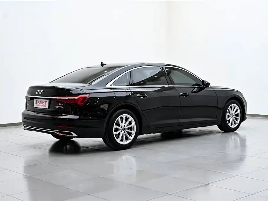 Audi A6L — фото 3