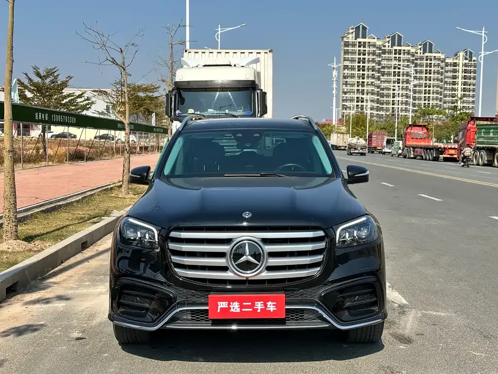 Mercedes-Benz GLS — фото 9