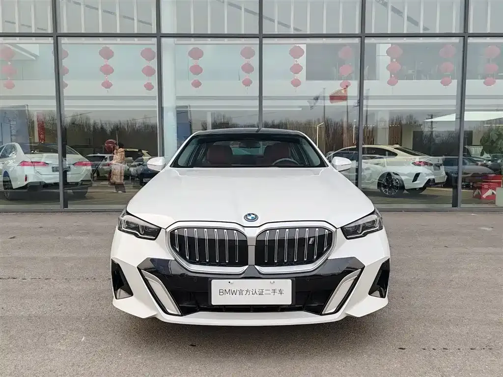 BMW i5 — фото 6