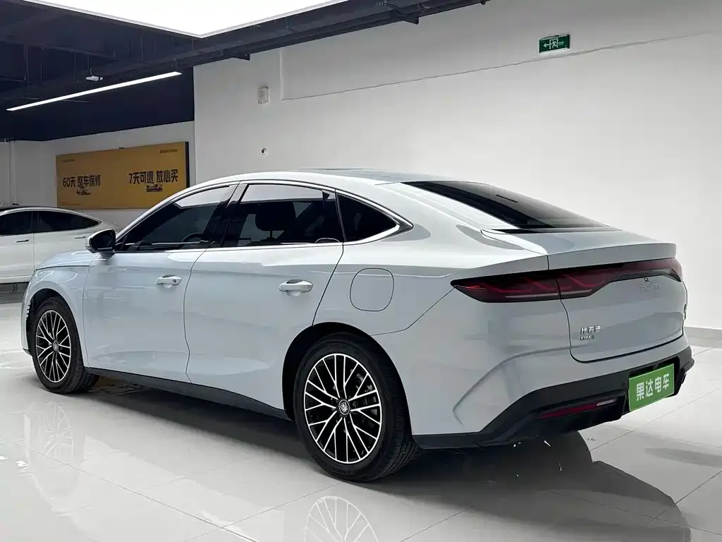 BYD Qin L — фото 4